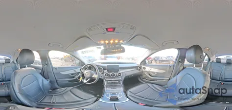 2016 Mercedes-Benz C 300 из США, поврежденный, VIN 55SWF4JB3GU131028